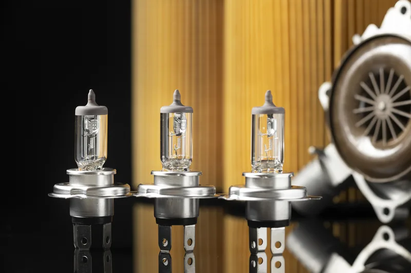 איזה נורות מתאימות לרכב ואיך נמנעים מהחלפה חוזרת?